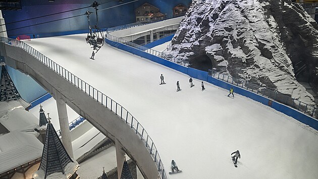 Nikdy jsem si nemyslel, e najdu msto, kde by se dalo lyovat v lt, k jeden z nvtvnk. Snowboardista piznv, e zven msto zdaleka nepsob tak giganticky, jak dojem bud zevnit. Sjezdovka pekonala vechny m pedstavy a zanechala ve mn hlubok dojem. dodv. (6. z 2024)