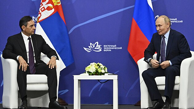 Mstopedseda srbsk vldy Aleksandar Vulin se hospodskho fra ve Vladivostoku setkal s ruskm prezidentem Vladimirem Putinem. (4. z 2024)