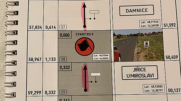 Pln cesty neboli roadbook dostanou posdky Eco rally patnct minut ped startem prvnho seku dne.