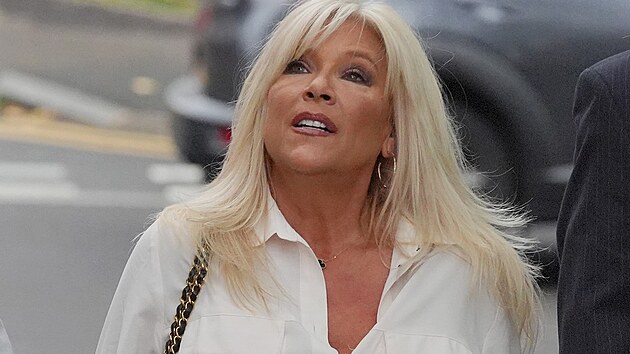 Samantha Fox pichz k soudu (2. z 2024)