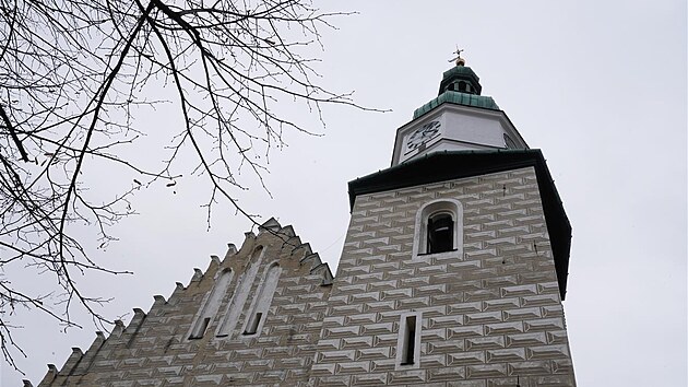 V kostela Nanebevzet Panny Marie je dominantou msta. Obyvatel Bruntlu kostel postavili tak, aby z n bylo vidt cel msto.