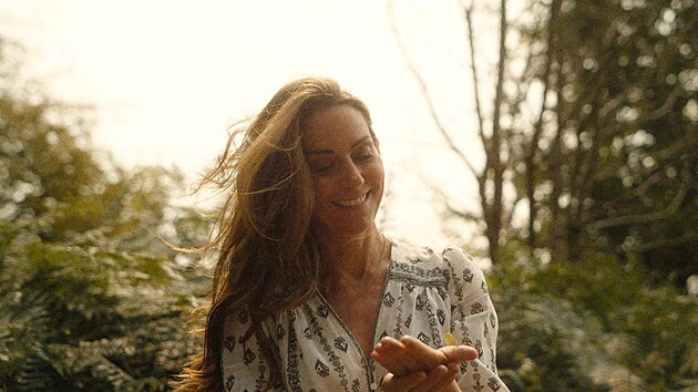 Princezna Kate na videu oznamuj�c�m, �e ukon�ila chemoterapii. (9. z��� 2024)