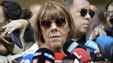 Francouzka Gisèle Pelicotová, kterou tém�� deset let tajn� znásil�oval...