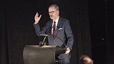 Vláda p�edstavila projekt �eská cesta do vesmíru, kterým chce motivovat �koláky...