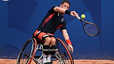 Momentka z turnaje tenist� na vozíku na paralympijských hrách.