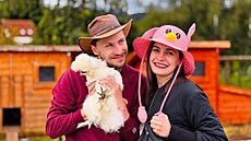 Kempi�i otestovali dal�ích �est kemp�. Na snímku herci Vojt�ch �íha a Sarah...