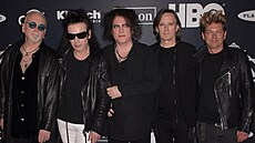 Kapela The Cure - Reeves Gabrels, Simon Gallup, Robert Smith, Roger O�Donnell a...