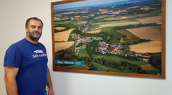 Starosta David Draho� zd�dil v�trnou elektrárnu po svém p�edch�dci a také on se...