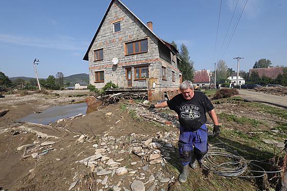 �iroká Niva v okrese Bruntál po ni�ivých povodních (17. zá�í 2024)