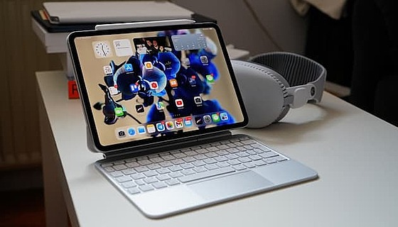 iPad vs MacBook: Který je pro vás ten pravý?