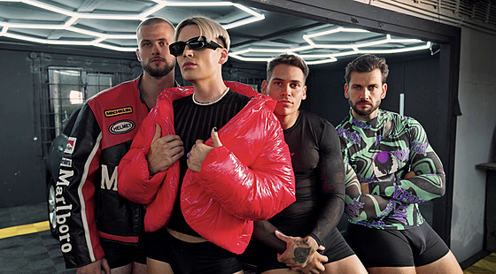 Renato a natá�ení videoklipu H0RN7 RMX (2024)