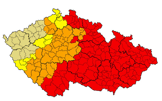 V Jeseníkách naprší přes 300 milimetrů, ministr ohlásil mimořádný brífink