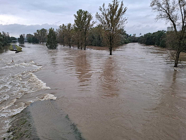 Pršet bude do středy, nejvíc na jihu, uvedl Hladík po jednání komise