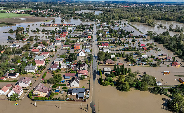 Většina Ostravy nemá kvůli poruše parovodu teplou vodu, odpojit museli i elektrárnu