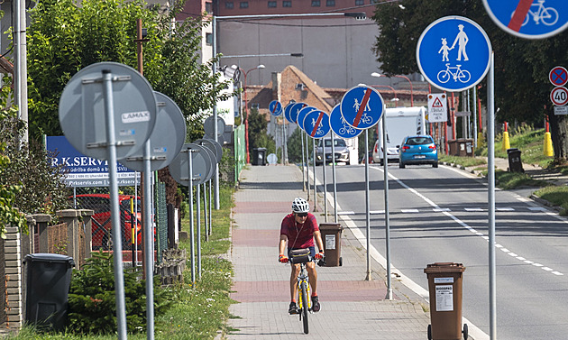 Konec, zaátek, konec zaátek... Cyklostezku v uherskohradiské místní ásti...