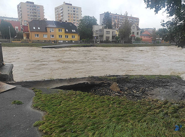 Nespala jsem dvě noci, bojím se stromů u domu, říká matka tří dětí z Opavy