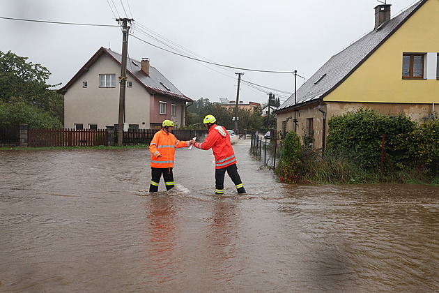 Na Moravě a ve Slezsku řádí extrémní povodně, evakuovány budou až tisíce lidí