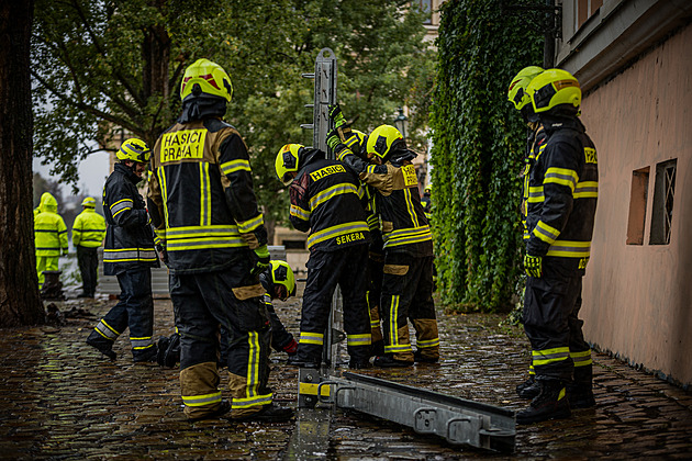 Z Rašínova nábřeží zmizí pytle s pískem, nahradí je protipovodňové zábrany