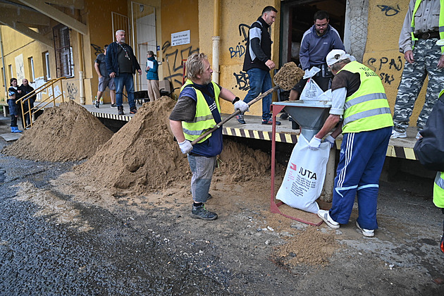 Lidé jsou nervózní, připravujeme se na nejhorší, zní z obcí u řek na Zlínsku