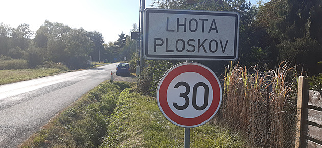 Jak české Lhoty ke svým názvům přišly. Jejich obyvatelé jsou na název náležitě hrdí