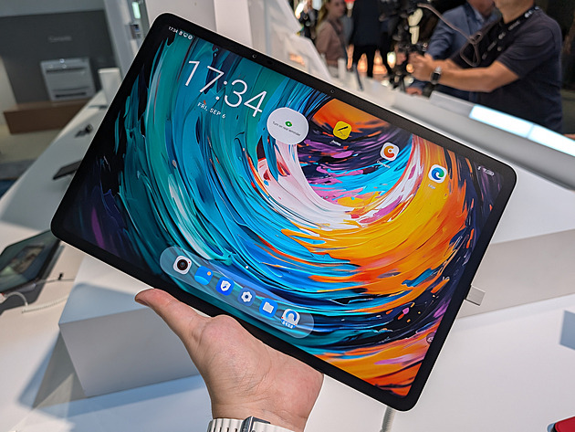 Toto je ohromný tablet s unikátním displejem, který se jen tak nevidí