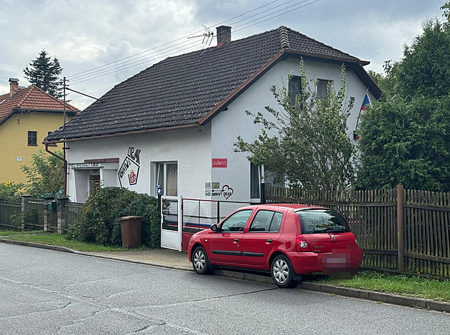 Holčička narozená v sektě zůstane pěstounům, otec verdikt zvrátí jen stěží