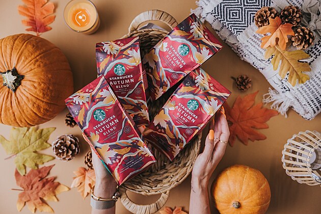 Nemete se dokat podzimu? Pijte na  lahodn a krmov Pumpkin Spice Latte.
