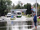 Voda zalila o vkendu tak ulice Frdku-Mstku.