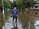 Voda zalila o vkendu tak ulice Frdku-Mstku.