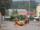 Hanuovice na umpersku zaplavila po protren behu pekvapiv metr vysok...