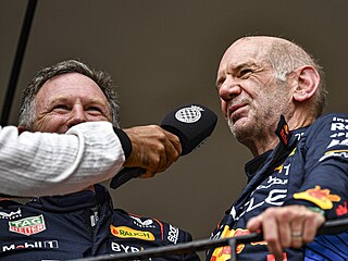 Jet v ervenci vystupoval Adrian Newey za stj Red Bull Racing.