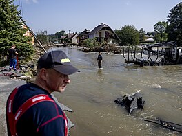 Pohled na následky ni�ivých povodní v Kobylé nad Vidnavkou na Jesenicku.