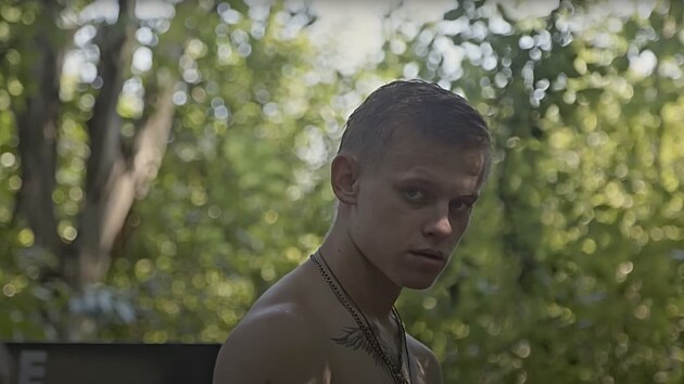 Z�b�r z dokument�rn�ho filmu Rusov� ve v�lce