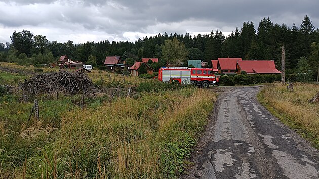 Rybnk Durchk v katastru Tet je spolen se sousedn vodn plochou Petrchk soust tamn chatov rekrean oblasti.