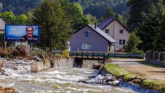 Na snmku jsou nsledky povodn v obci Lipov-lzn. (17. z 2024)