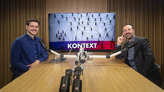 Bezpe�nostn� analytik Michal Smetana byl hostem podcastu Kontext.