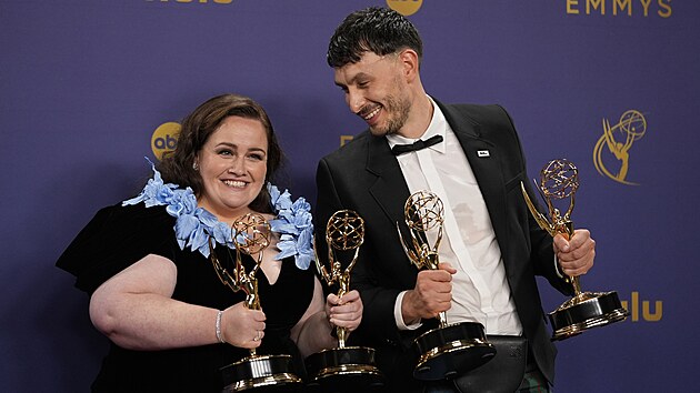 Seri�l Sob�k z�skal �ty�i ceny Emmy (Los Angeles,15. z��� 2024)