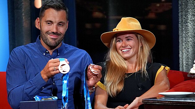 Kajak��sk� p�r Josef Dost�l a Ane�ka Paloudov�  v Show Jana Krause (18. z��� 2024)