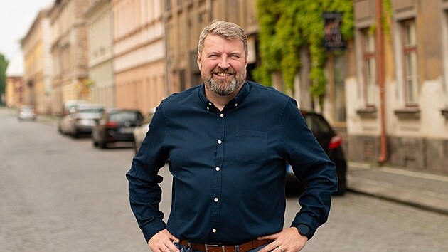 Starosta Jarom��e Jan Bor�vka (ANO) zabojuje o Sen�t v obvodu N�chod.