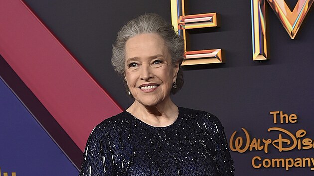Kathy Batesov� na cen�ch Emmy v Los Angeles (15. z��� 2024)