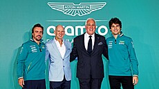 Klí�ová sestava stáje Aston Martin ve formuli 1. Vlevo pilot Fernando Alonso,...