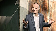 Karel Ne�por. Ve�ejnost ho zná jako zavilého nep�ítele alkoholu. Mnozí mu...