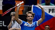 Tomá� Machá� skre�oval kv�li zran�ní utkání skupiny Davis Cupu ve Valencii...