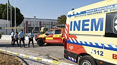 Dvanáctiletý chlapec napadl noem své spoluáky ve kole v portugalském mst...