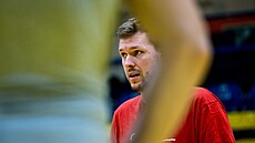 Sluneta Ústí nad Labem, trénink basketbalového týmu. Nový trenér Tomá� Reimer.