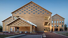 Stavba z d�ev�ných CLT trám� m��e být minimalistická a moderní a doká�e se...