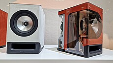 Sta�í je zapojit do zásuvky, p�ipojit k internetu a v aplikaci nastavit streamovací slu�by.