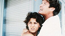 Jeremy Jackson a David Hasselhoff v seriálu Pobřežní hlídka (1994)