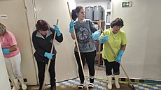 Mendlovo gymnázium v Opav� bylo také zasa�eno vodou. Ta se dostala do suterénu....