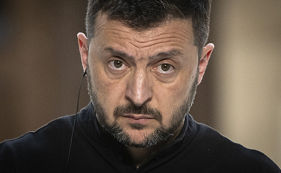 Ukrajinský prezident Volodymyr Zelenskyj na jednání Krymské platformy v Kyjev�...